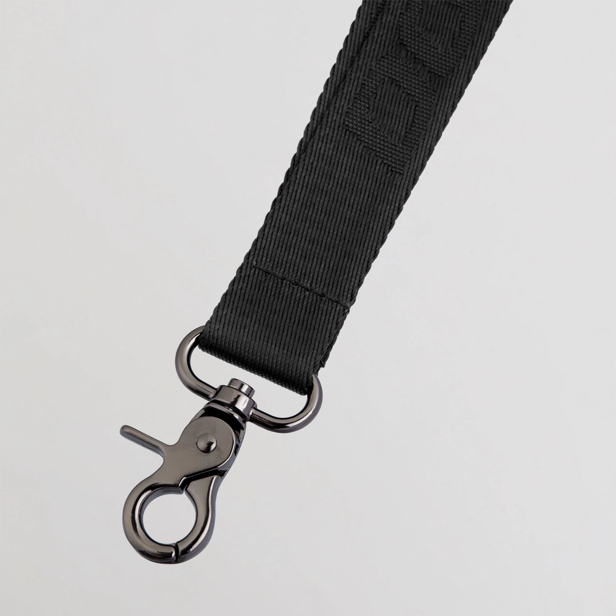 KEYHOLDER black
